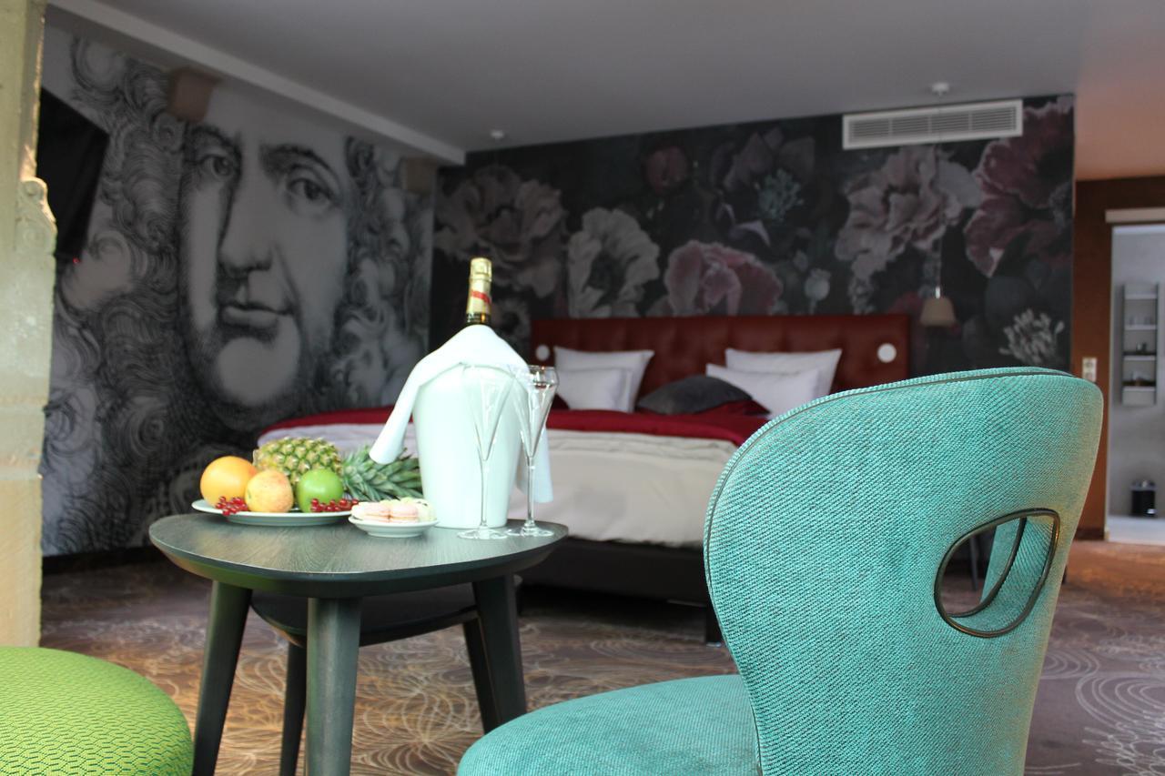 Hotel Restaurant L'Orchidee Енсісен Екстер'єр фото